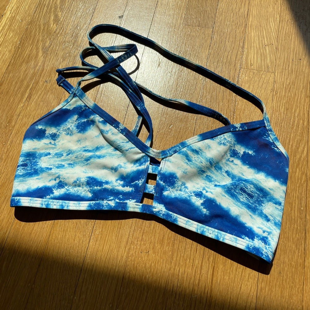 Jolyn tomcat bikini top